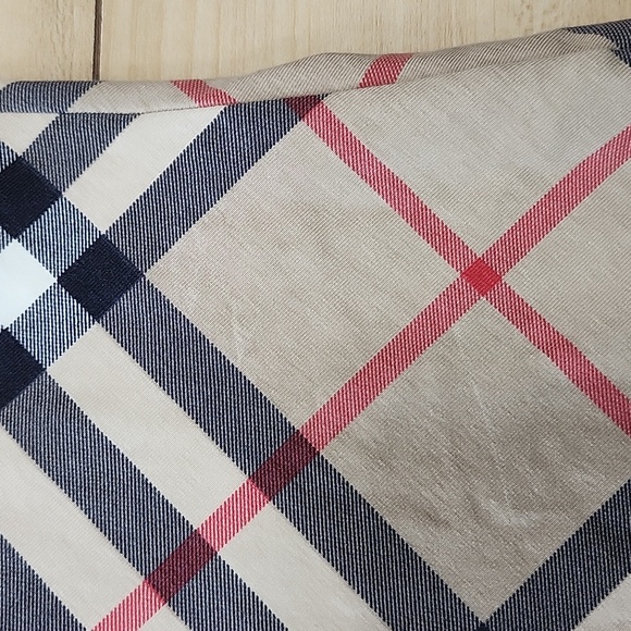 Burberry top - Picture 8 of 14